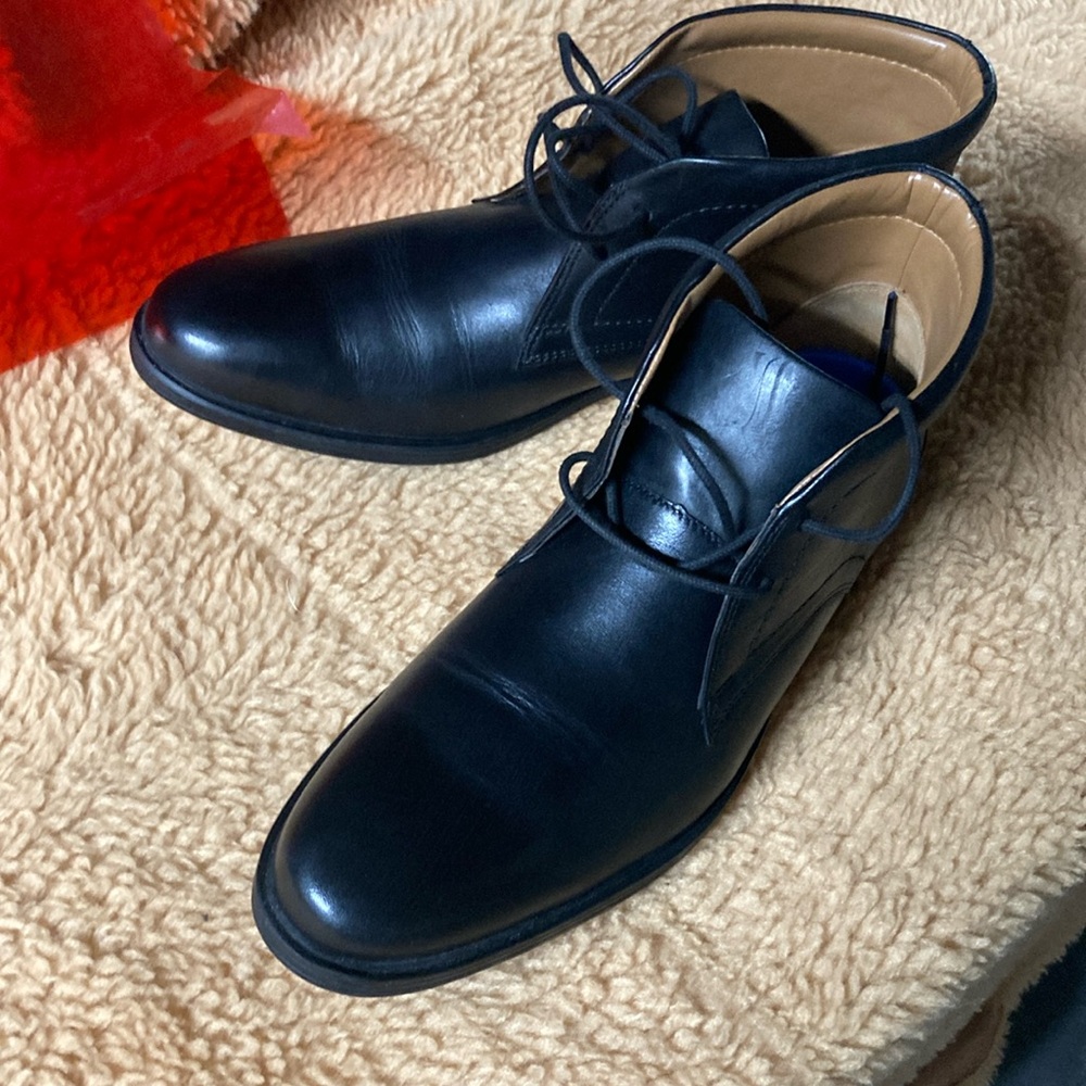Clarks Black Chukka Boots with Smooth Leather Finish